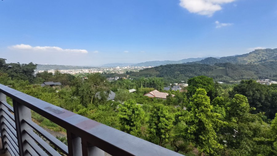 橄欖園森林度假民宿