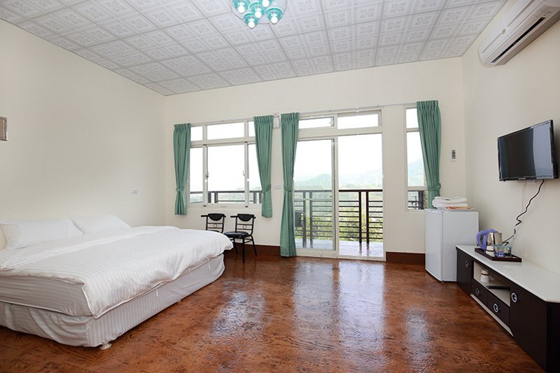 橄欖園森林度假民宿