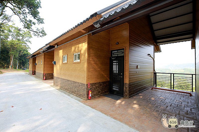 獨棟木屋+專屬車庫  隱私與方便一次擁有